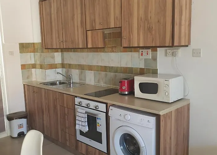 Emilia 10 Appartement *